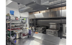 Cuisine communautaire de la Banque alimentaire de la Lièvre (15 mai 2025). Photo : Mélissa Gélinas