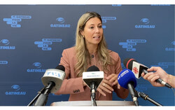 Maude Marquis-Bissonnette, mairesse de Gatineau, lors de la mêlée de presse de la Ville de Gatineau (2 septembre 2025). Photo : Capture d’écran