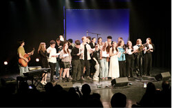 Spectacle sans faim revient pour sa troisième édition le 16 janvier, promettant une soirée de musique originale, de leadership jeunesse et d'engagement communautaire significatif à l'Auditorium Alphonse-Desjardins du Cégep de l'Outaouais à Gatineau. Photo: Courtoisie