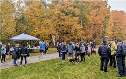 Participants during the Green Bend Race at Armand-Daddy-Lacelle Park. (October 20, 2024). Photo: Mélissa Gélinas 